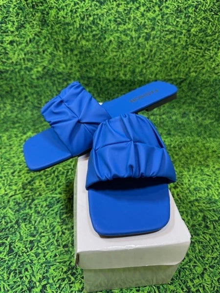 NEW-Women's Fashion slip on blue sandals 8.5