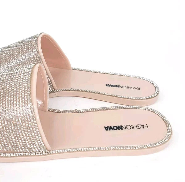 Fashion Nova Sandals Womens 10 w/ Box Flats Silver Rhinestones Slides Slip On