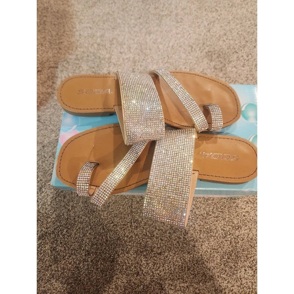 Soda Women's Rhinestone Embellished Toe Ring Sandals Flats Slides Size 7