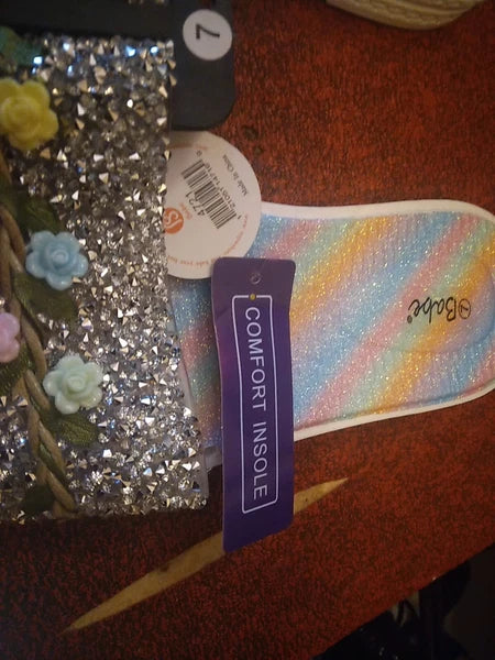 Babe's Rainbow Floral Gray Fashion Women's Slides Slippers Size 7 (BRAND NEW)