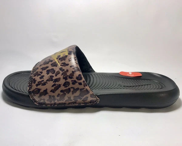 NIKE VICTORI ONE Women's Printed Slides Size 8 Brown/Multicolor Style #CN9676200