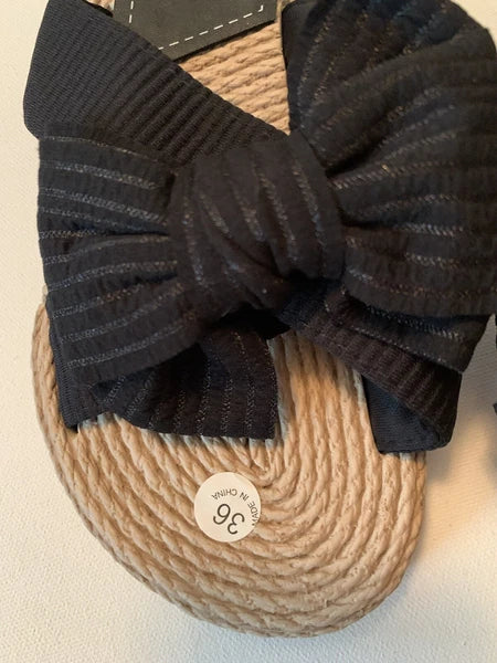 Women Black Bow Decor Straps Slides Fashionable Toe Flat Sandals Size 5.5 US